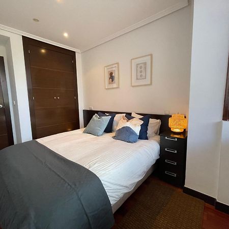 Atuaire Home Vivienda B Luminosa Parking Incluido En Plena Calle Comercial Burgo Extérieur photo