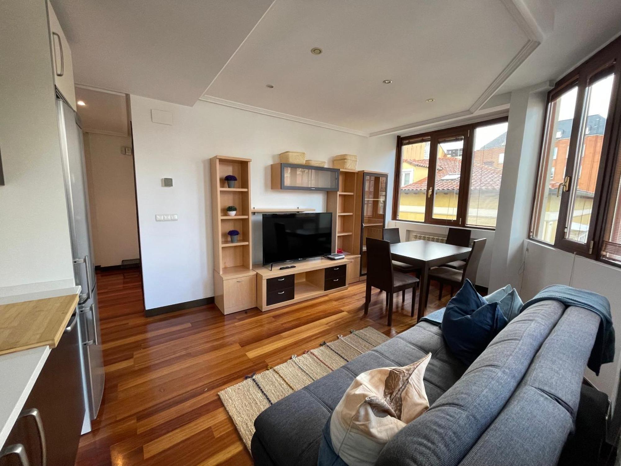 Atuaire Home Vivienda B Luminosa Parking Incluido En Plena Calle Comercial Burgo Extérieur photo
